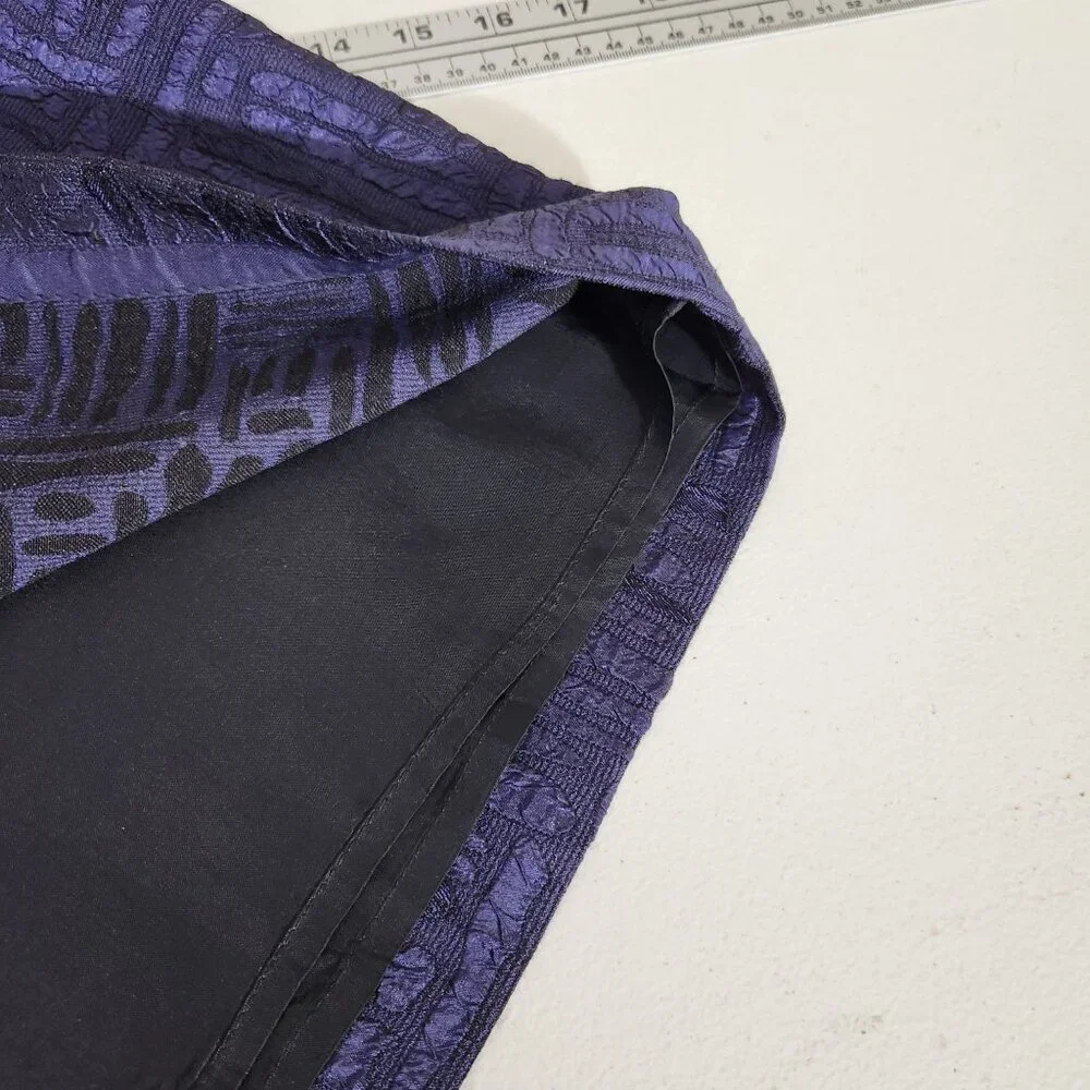 Banana Republic Skirt size 4 Purple Textured Geometric Jacquard